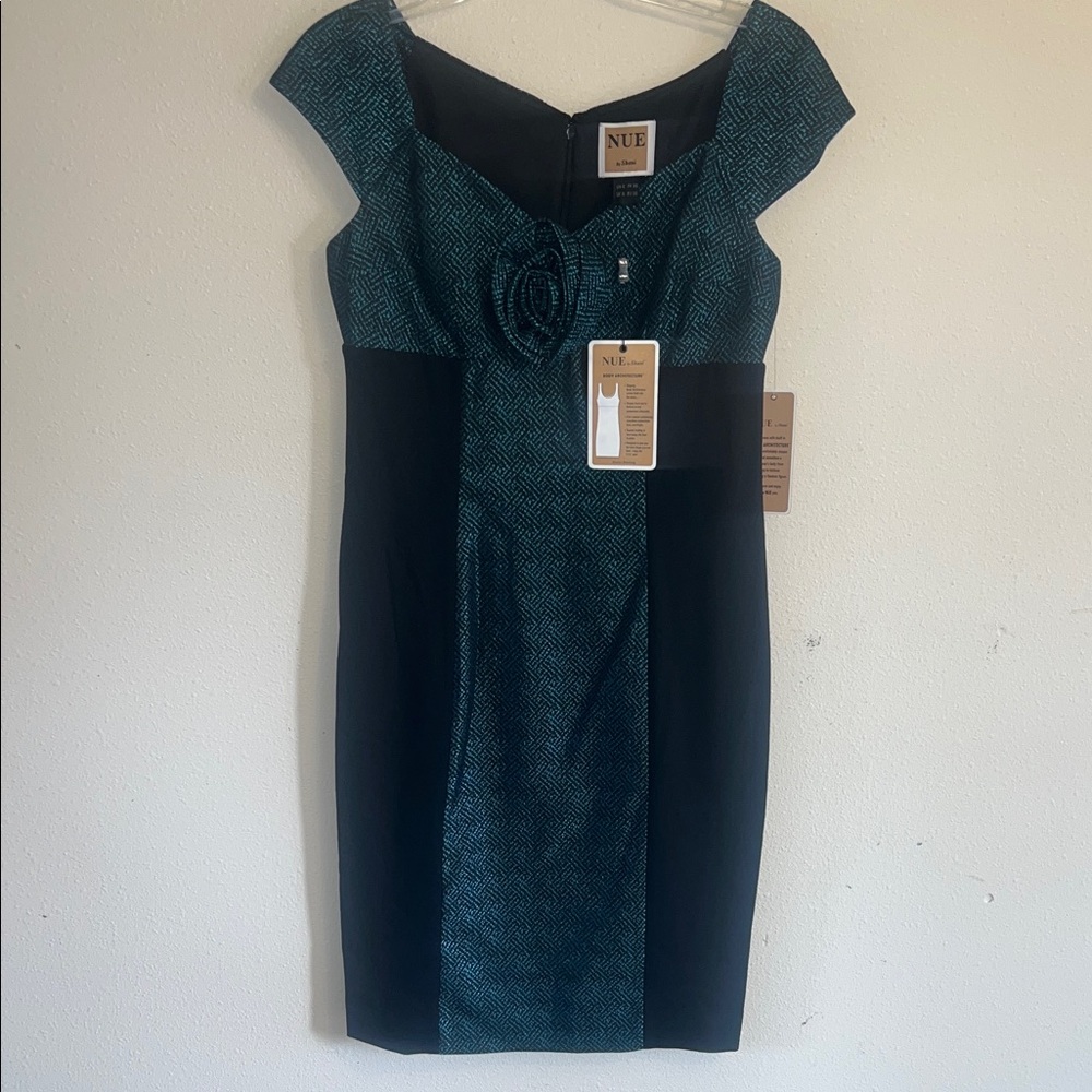 Nue by Shani Black and Teal Mini Dress NWT Size 6 *flawless